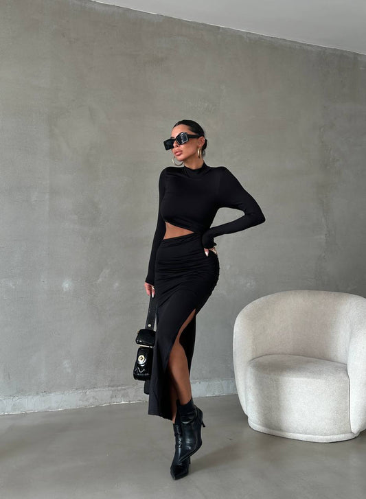 Zenia Black Midi Dress With long Sleeves