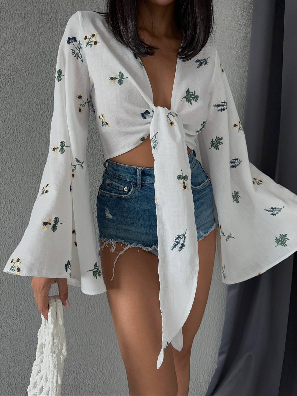 Long Sleeve Floral Cropped Blouse